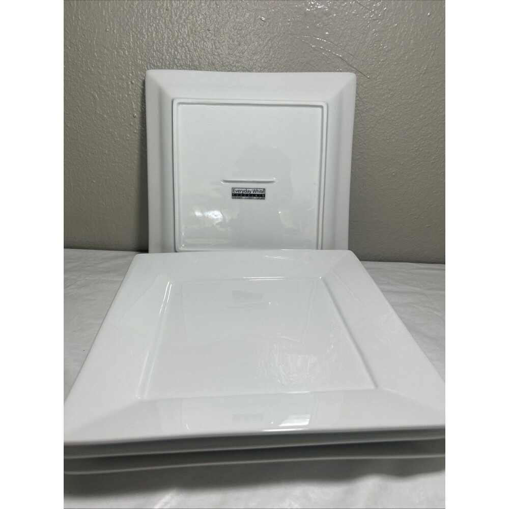 Set Of 4 Everyday White Square Plates